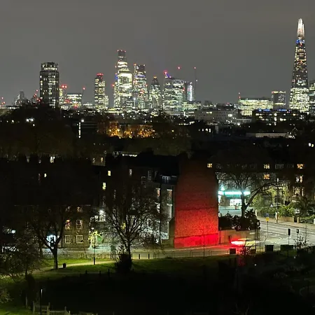 Shard Room